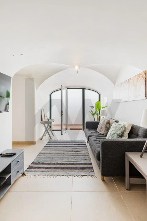 Apartamento T1 para Arrendamento em Ajuda