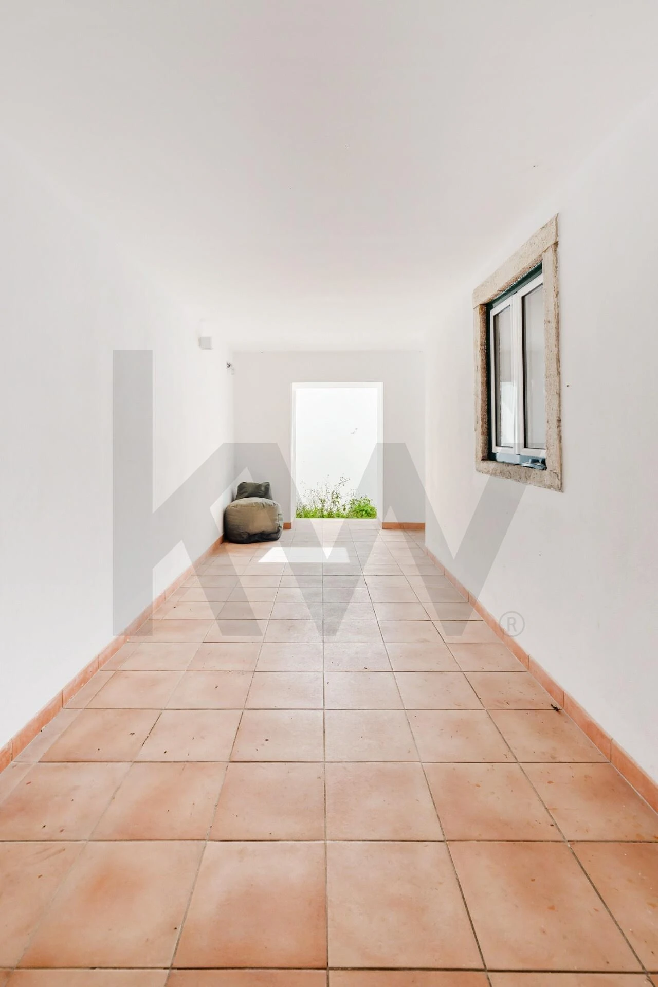 Apartamento T1 para Arrendamento em Ajuda Foto 25