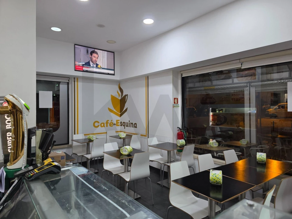 Negócio para Trespasse em Carcavelos e Parede Foto 14