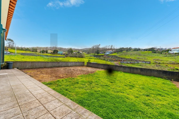 Moradia T3 para Venda em Achadas da Cruz Foto 31