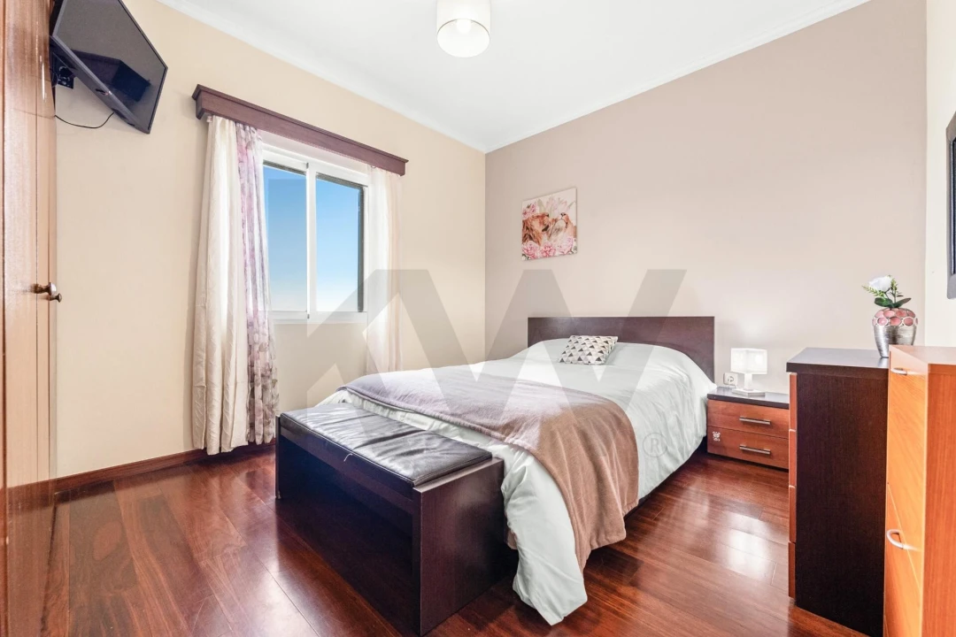 Moradia T3 para Venda em Achadas da Cruz Foto 18