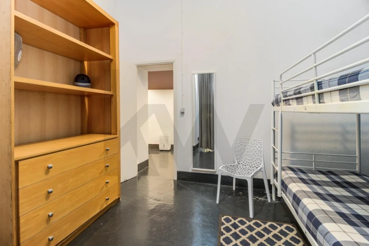 Armazém para Venda em Santa Maria Maior Foto 16