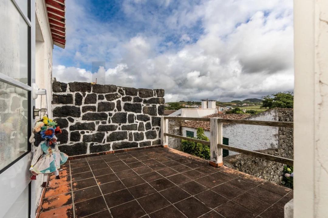 Moradia T3 para Venda em Pico da Pedra Foto 14