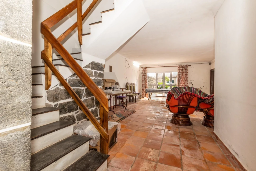 Moradia T3 para Venda em Pico da Pedra Foto 16