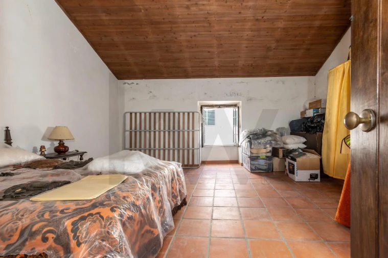 Moradia T3 para Venda em Pico da Pedra Foto 8