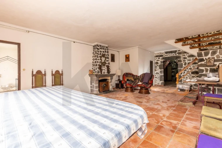 Moradia T3 para Venda em Pico da Pedra Foto 6