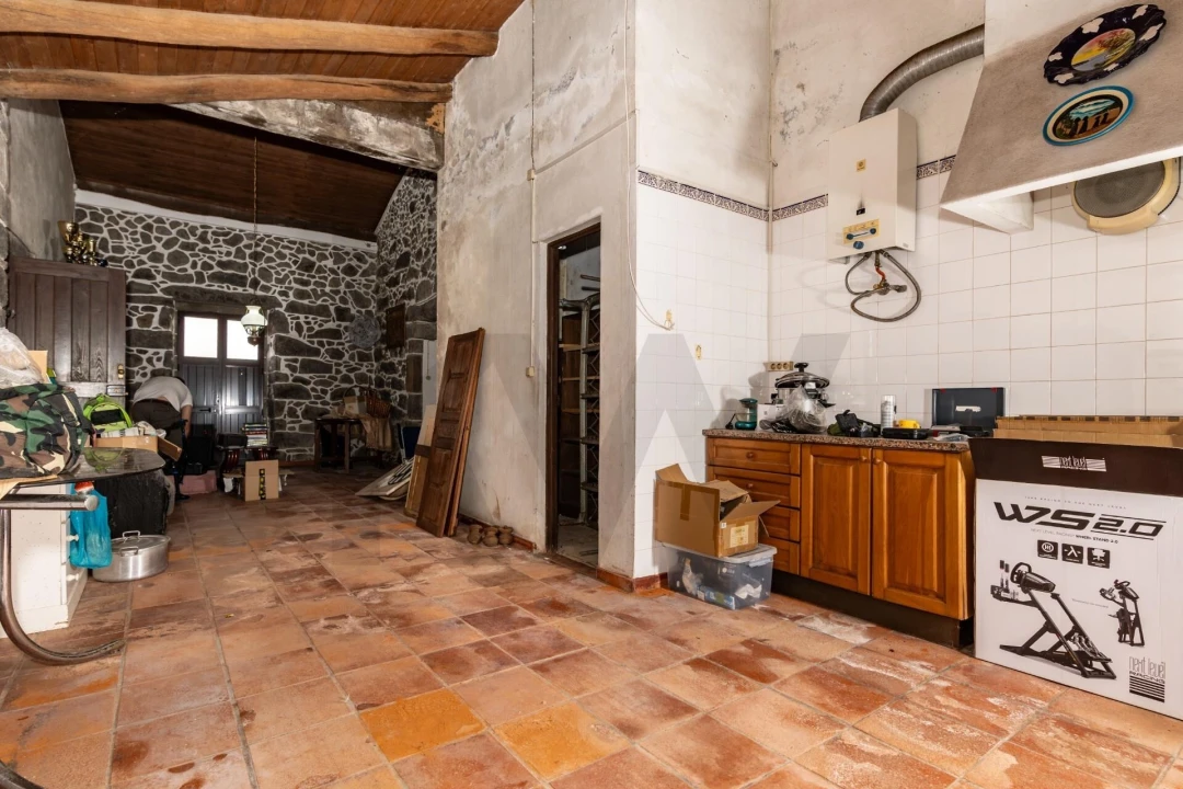 Moradia T3 para Venda em Pico da Pedra Foto 28