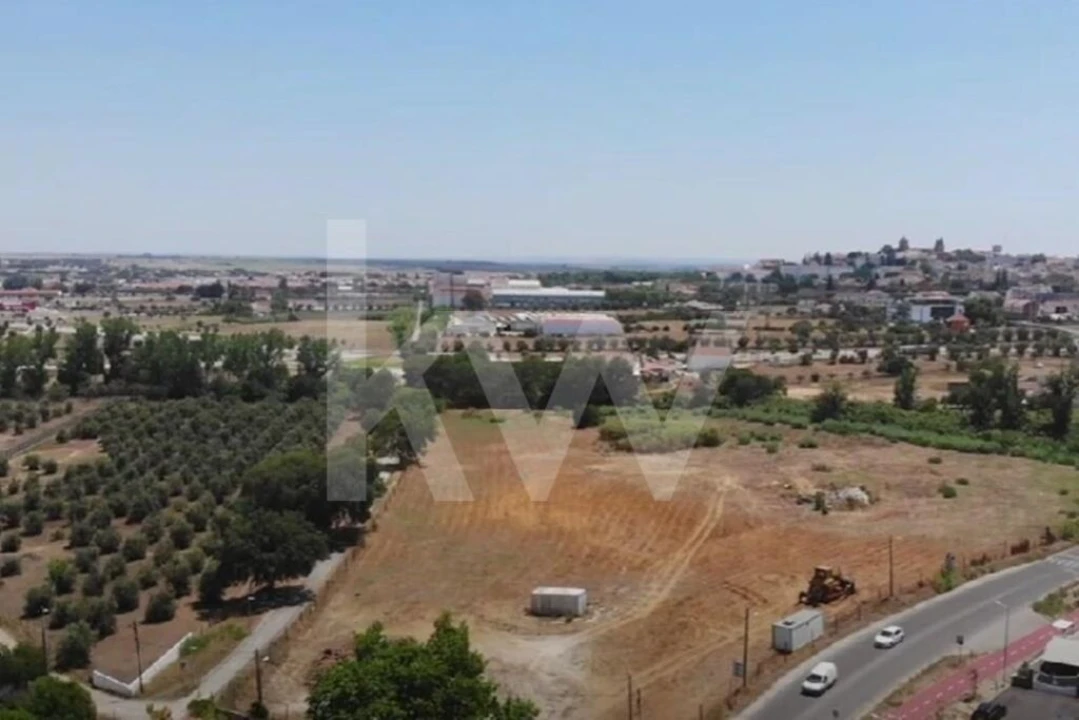 Terreno para Venda em Évora (São Mamede, Sé, São Pedro e Santo Antão) Foto 7