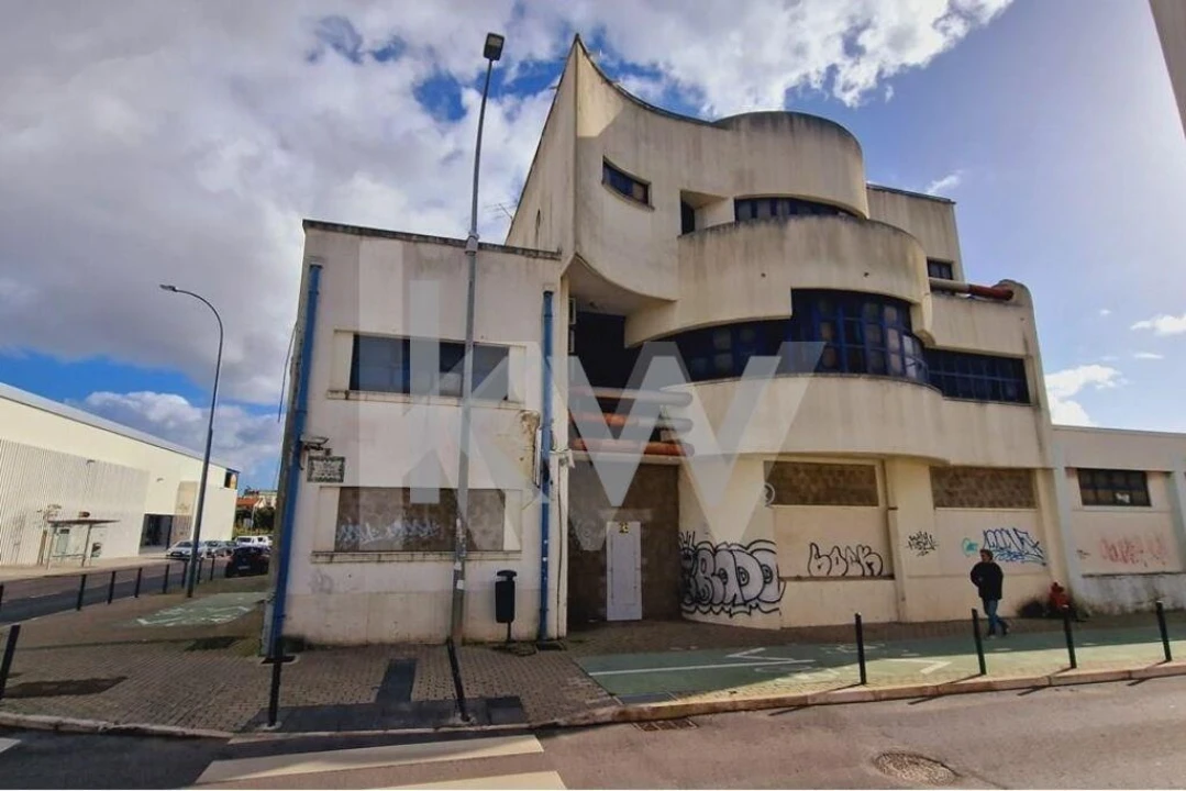 Armazém para Venda em Falagueira-Venda Nova Foto 13