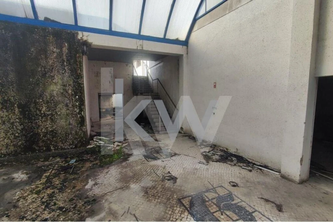 Armazém para Venda em Falagueira-Venda Nova Foto 20