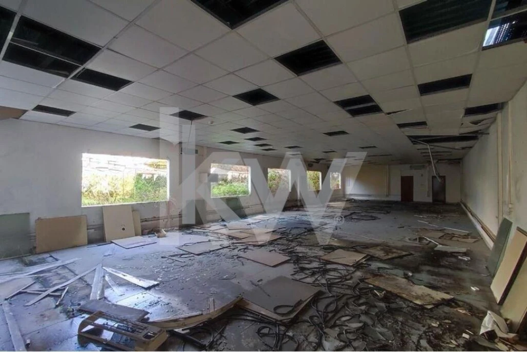 Armazém para Venda em Falagueira-Venda Nova Foto 30