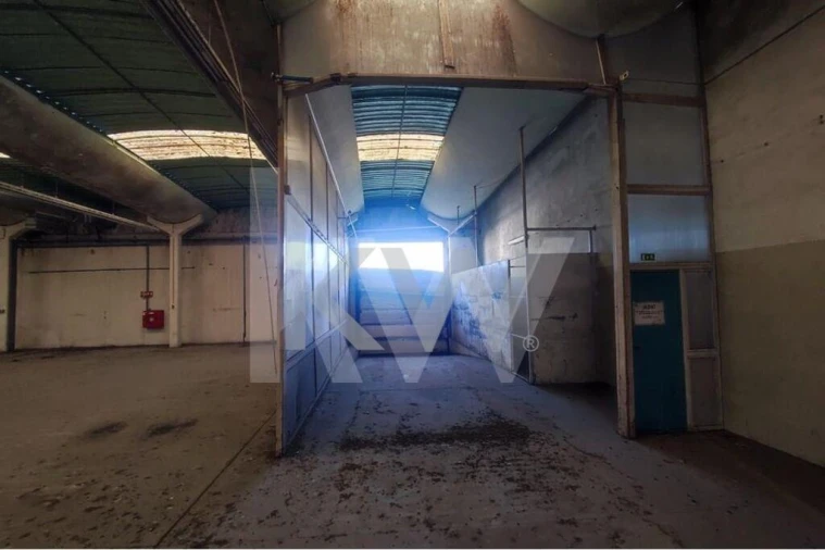 Armazém para Venda em Falagueira-Venda Nova Foto 33