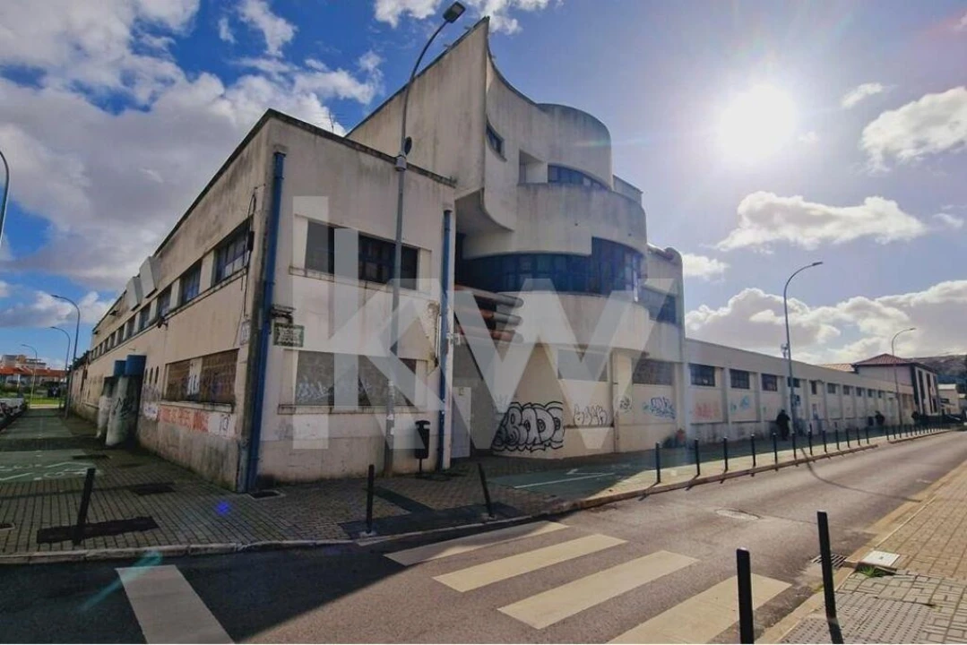 Armazém para Venda em Falagueira-Venda Nova Foto 15