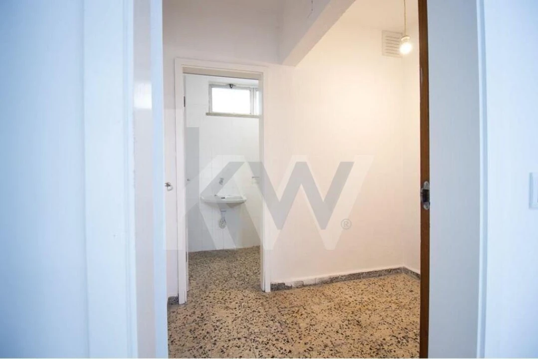 Loja para Venda em Oeiras e São Julião da Barra, Paço de Arcos e Caxias Foto 7