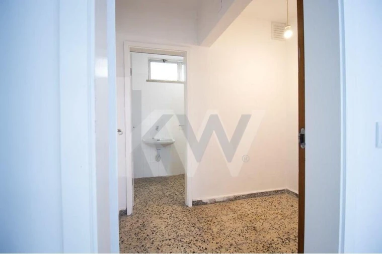 Loja para Venda em Oeiras e São Julião da Barra, Paço de Arcos e Caxias Foto 7