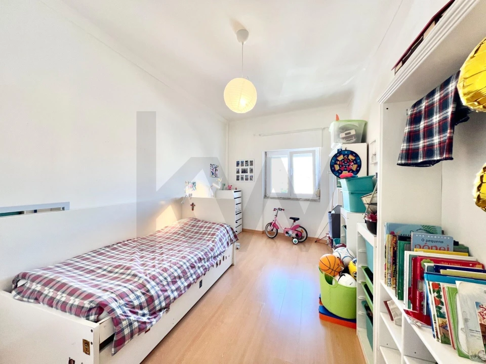 Apartamento T4 para Venda em Romeira e Várzea Foto 11