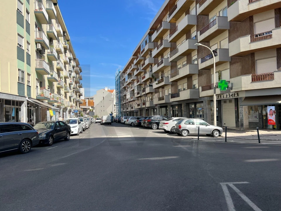 Apartamento T4 para Venda em Romeira e Várzea Foto 27