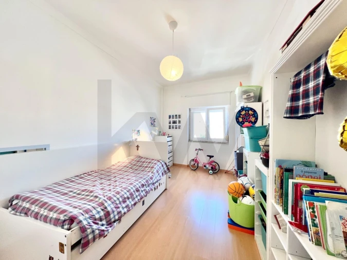 Apartamento T4 para Venda em Romeira e Várzea Foto 11