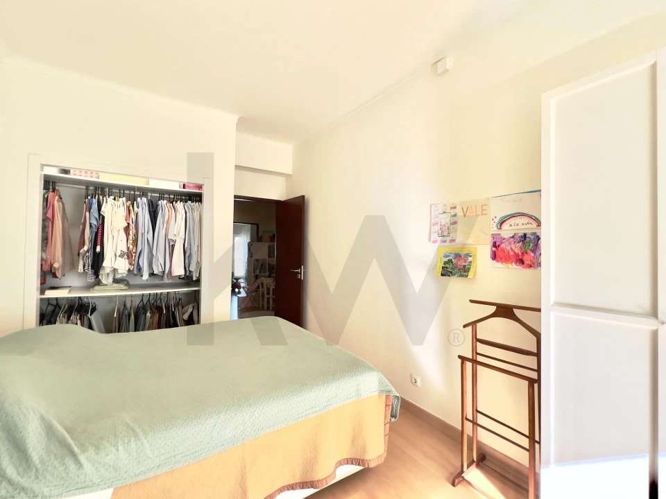 Apartamento T4 para Venda em Romeira e Várzea Foto 16