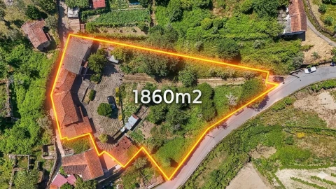 Moradia T3 para Venda em Santa Cruz do Douro e São Tomé de Covelas