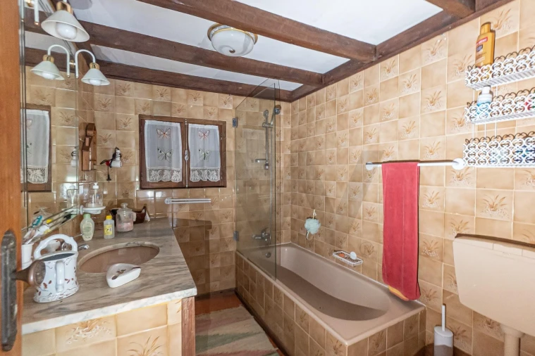 Moradia T3 para Venda em Santa Cruz do Douro e São Tomé de Covelas Foto 16