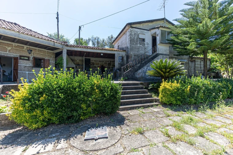 Moradia T3 para Venda em Santa Cruz do Douro e São Tomé de Covelas Foto 44