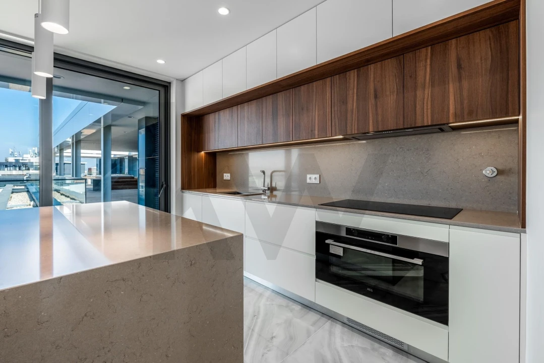 Apartamento T4 para Venda em Mafamude e Vilar do Paraíso Foto 12