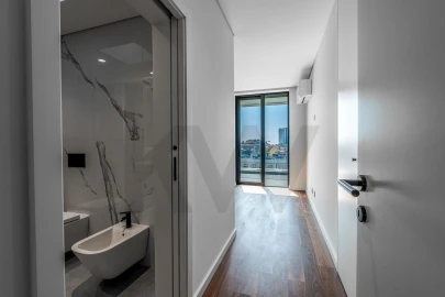 Apartamento T4 para Venda em Mafamude e Vilar do Paraíso