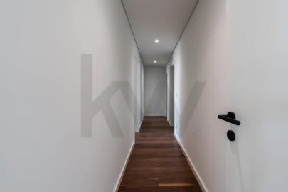Apartamento T4 para Venda em Mafamude e Vilar do Paraíso