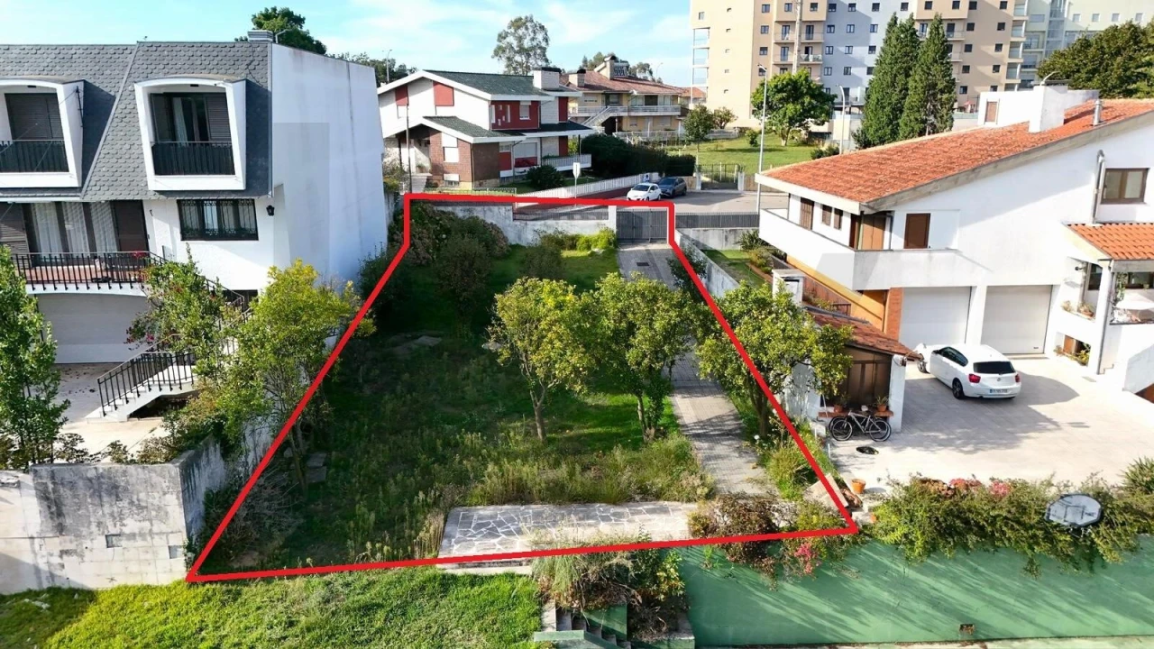 Terreno para Venda em São João da Madeira Foto 15