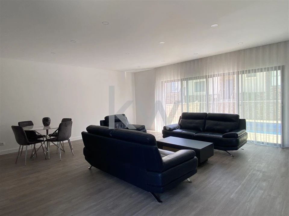 Moradia T3 para Venda em Albufeira e Olhos de Água Foto 6