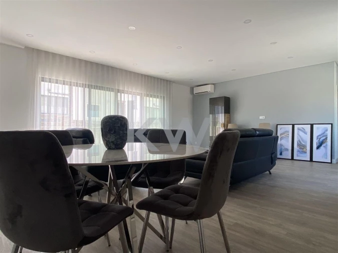 Moradia T3 para Venda em Albufeira e Olhos de Água Foto 5