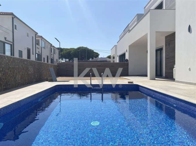 Moradia T3 para Venda em Albufeira e Olhos de Água Foto 23