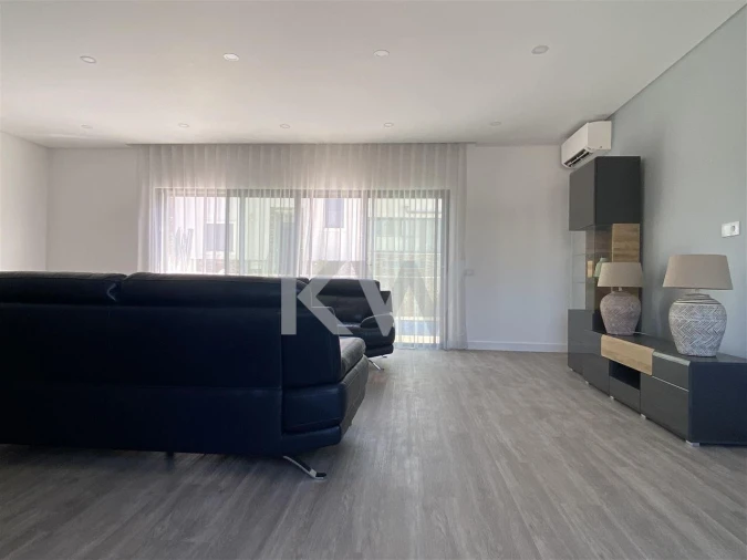 Moradia T3 para Venda em Albufeira e Olhos de Água Foto 7
