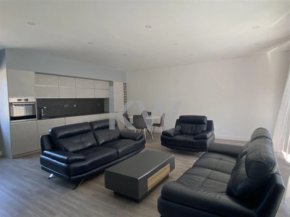 Moradia T3 para Venda em Albufeira e Olhos de Água Foto 2