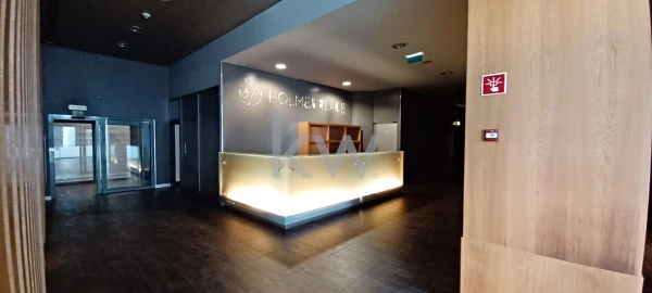 Loja para Venda em Parque das Nações