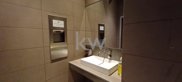 Loja para Venda em Parque das Nações