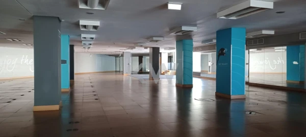 Loja para Venda em Parque das Nações