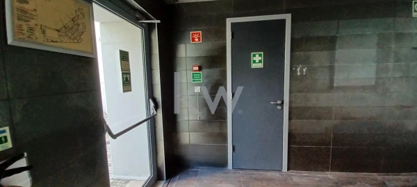 Loja para Venda em Parque das Nações