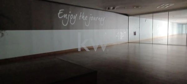 Loja para Venda em Parque das Nações