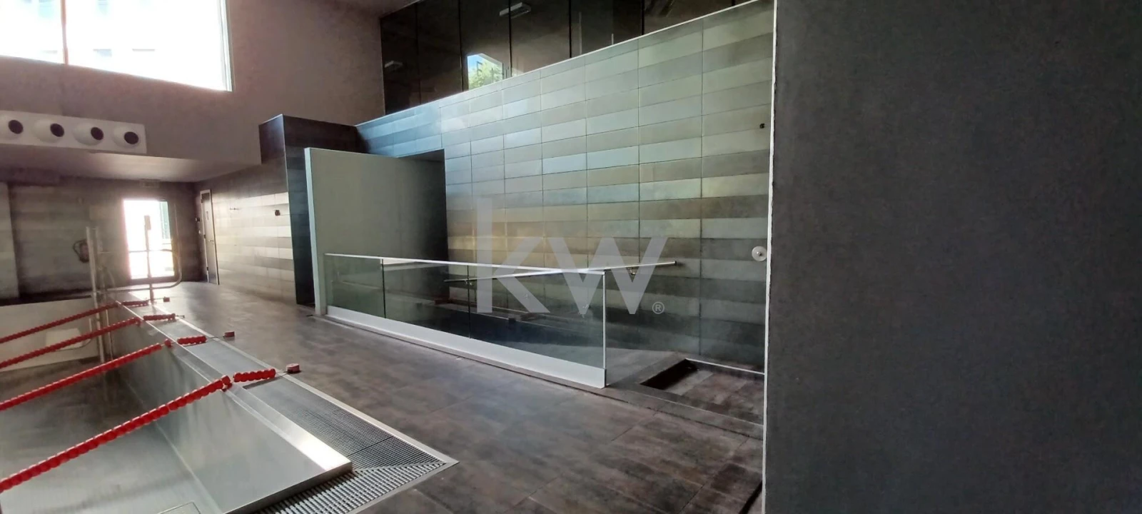 Loja para Venda em Parque das Nações Foto 53