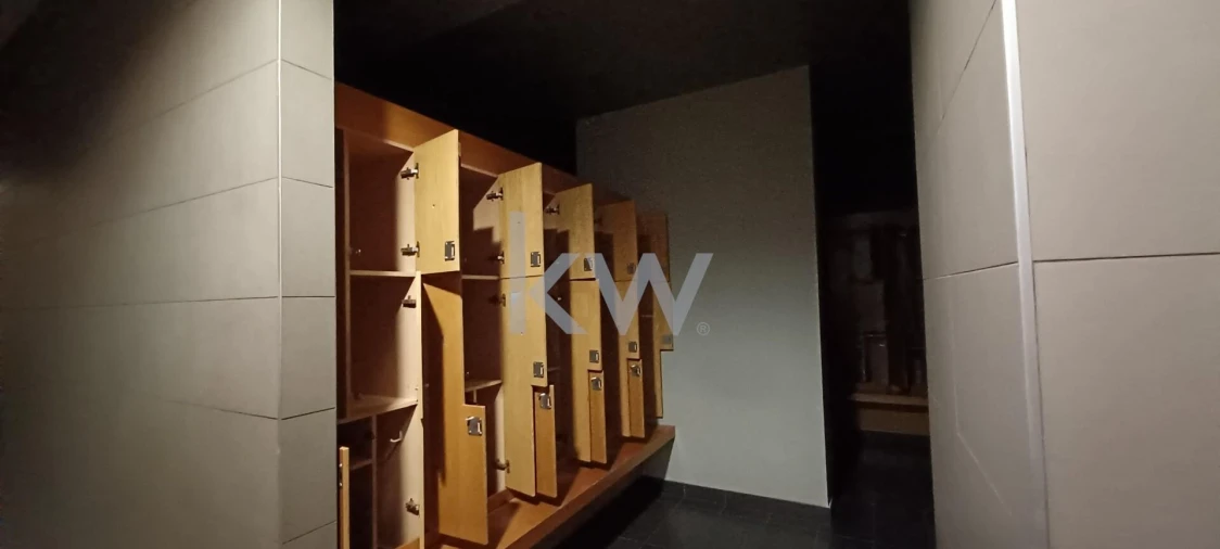 Loja para Venda em Parque das Nações Foto 30