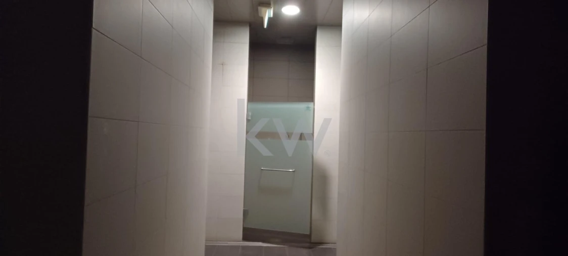 Loja para Venda em Parque das Nações Foto 57