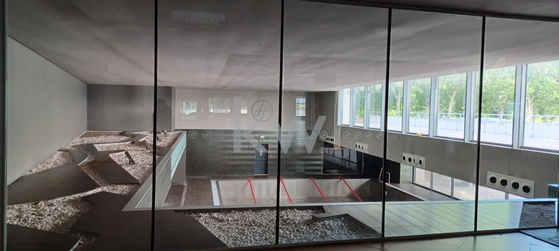 Loja para Venda em Parque das Nações Foto 75