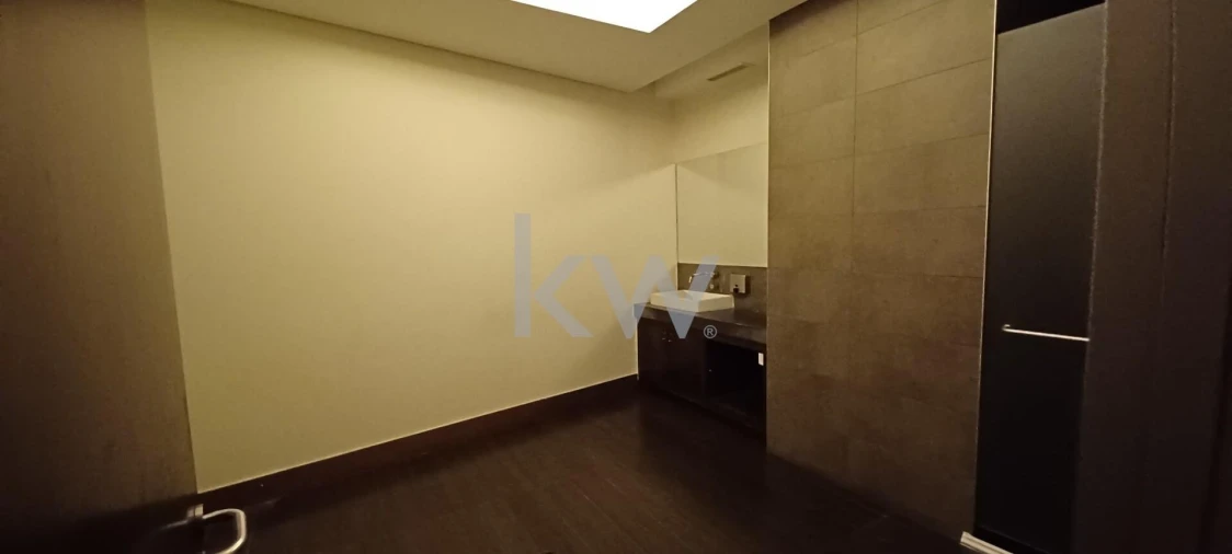 Loja para Venda em Parque das Nações Foto 38