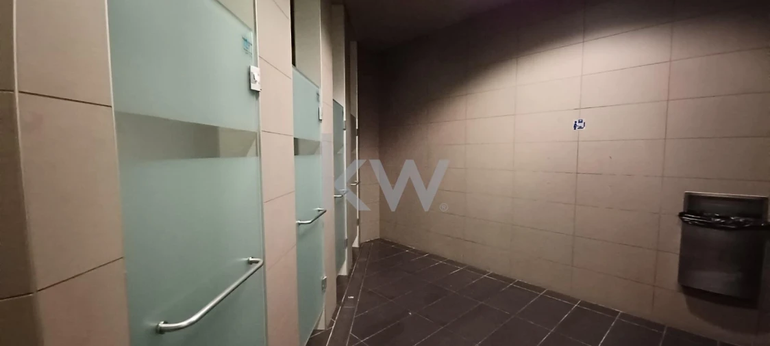 Loja para Venda em Parque das Nações Foto 34