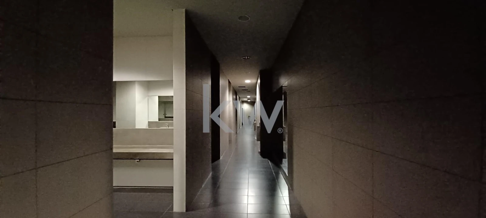 Loja para Venda em Parque das Nações Foto 27