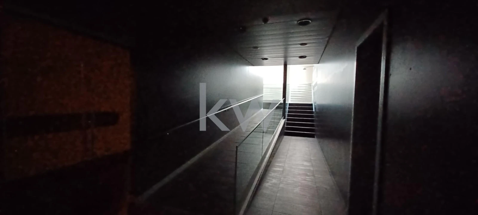 Loja para Venda em Parque das Nações Foto 37