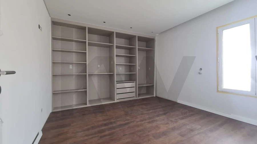 Apartamento T4 para Venda em Marinha Grande