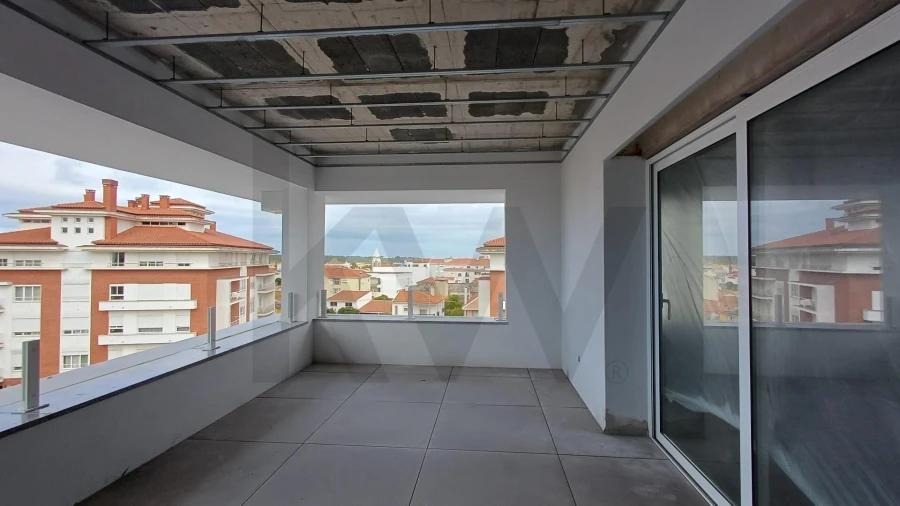 Apartamento T4 para Venda em Marinha Grande Foto 4